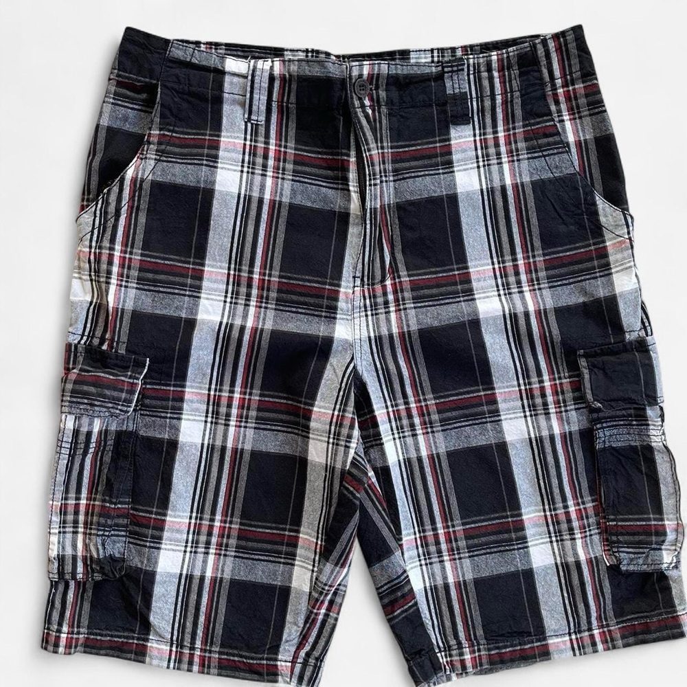Airwalk Men’s Black Plaid Cotton Cargo Shorts Size 34